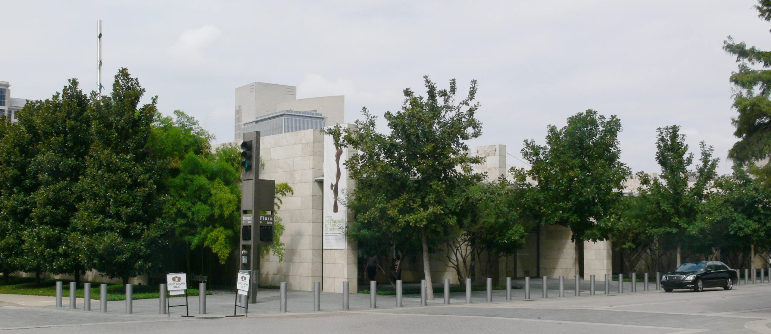 Nasher Sculpture Center exterior, designed by Renzo Piano, in the Dallas Arts District. Photo: Andreas Praefcke, CC BY 3.0